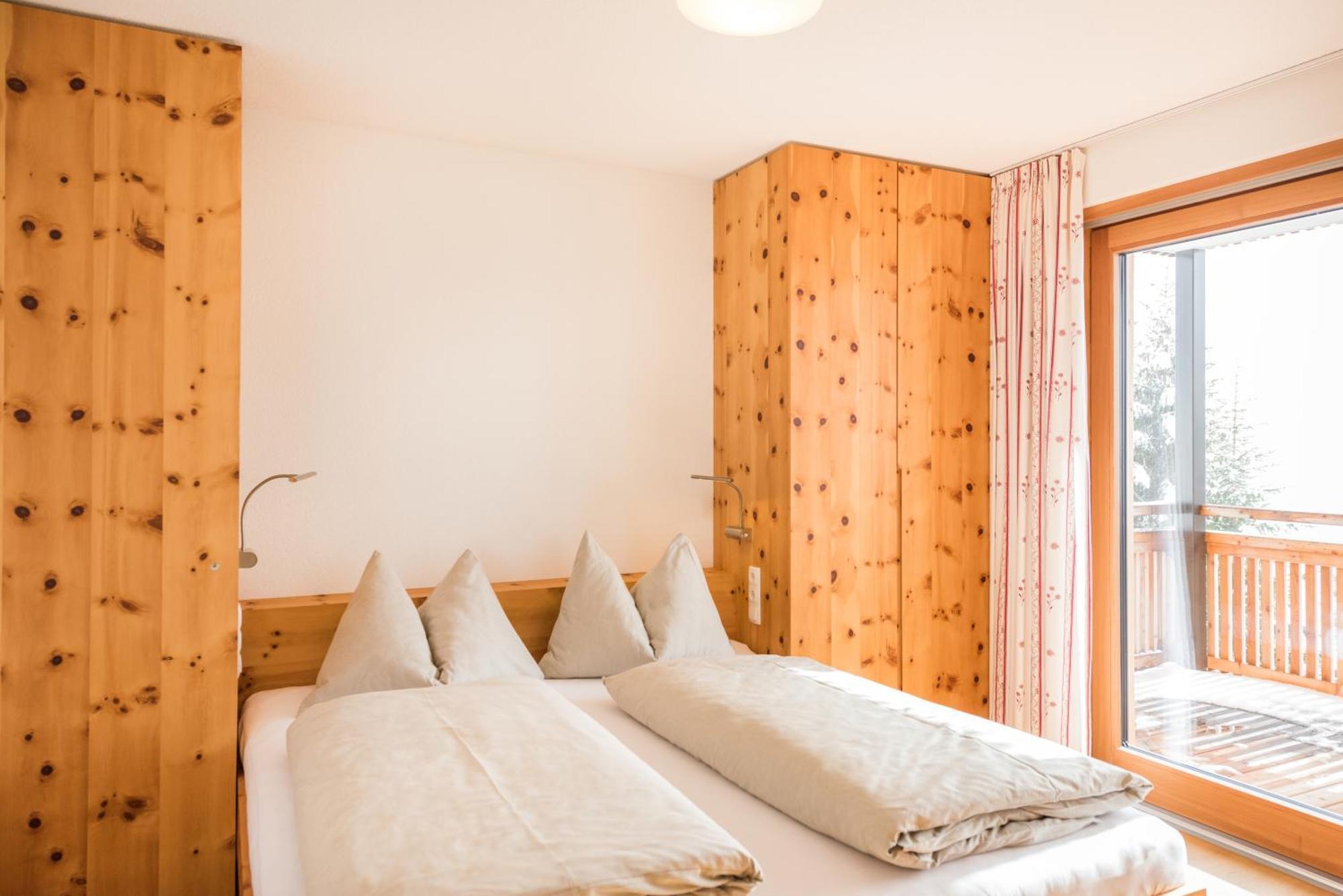 Damuels Appartements ภายนอก รูปภาพ