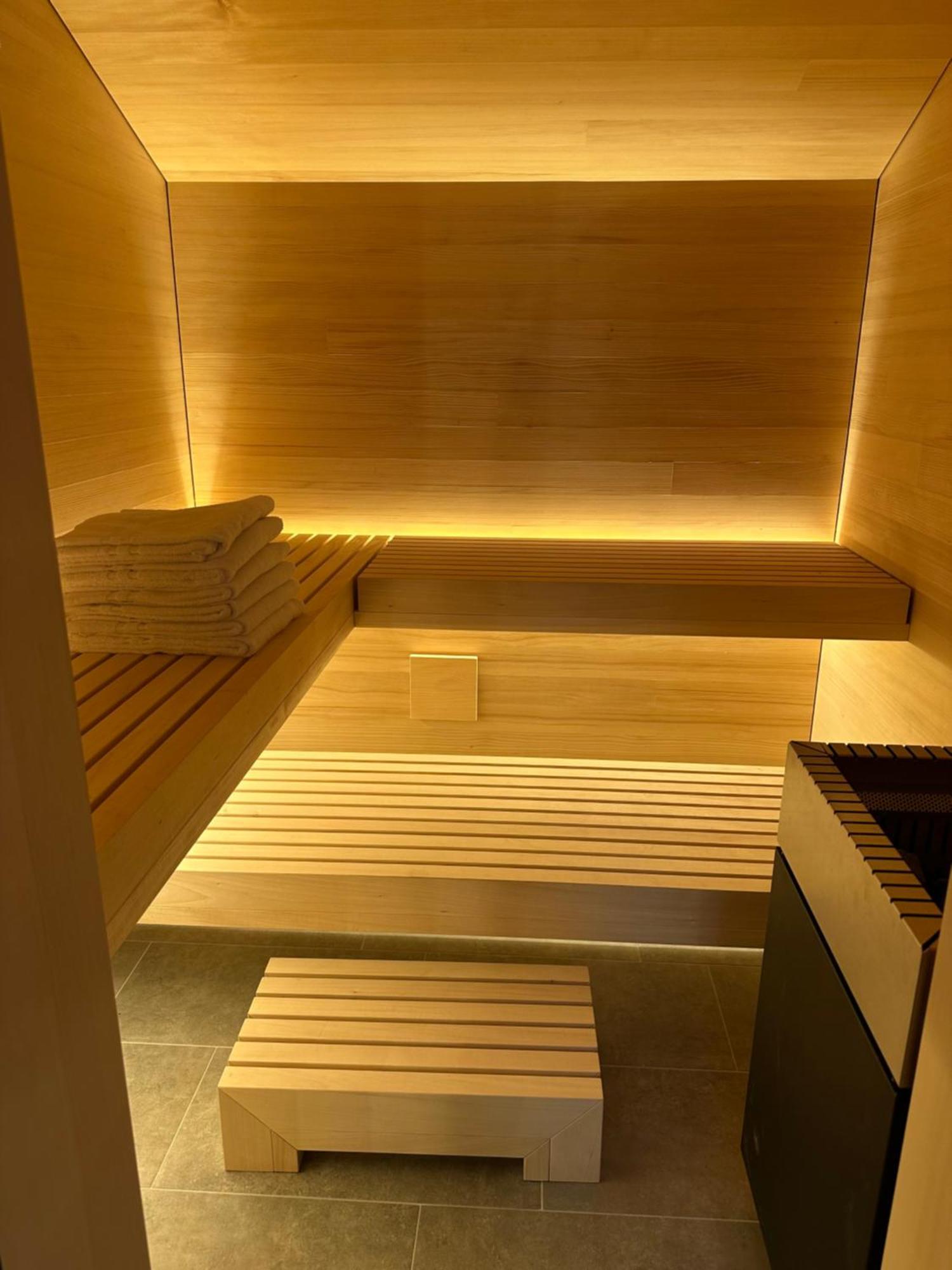 Damuels Appartements ภายนอก รูปภาพ