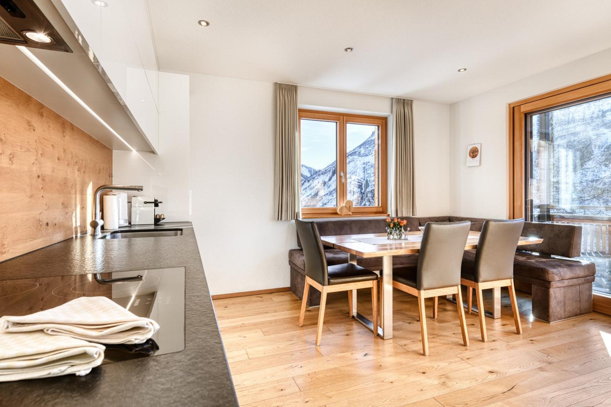 Damuels Appartements ภายนอก รูปภาพ