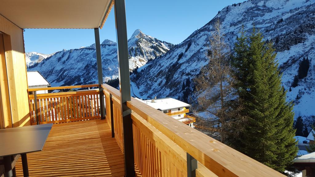 Damuels Appartements ภายนอก รูปภาพ