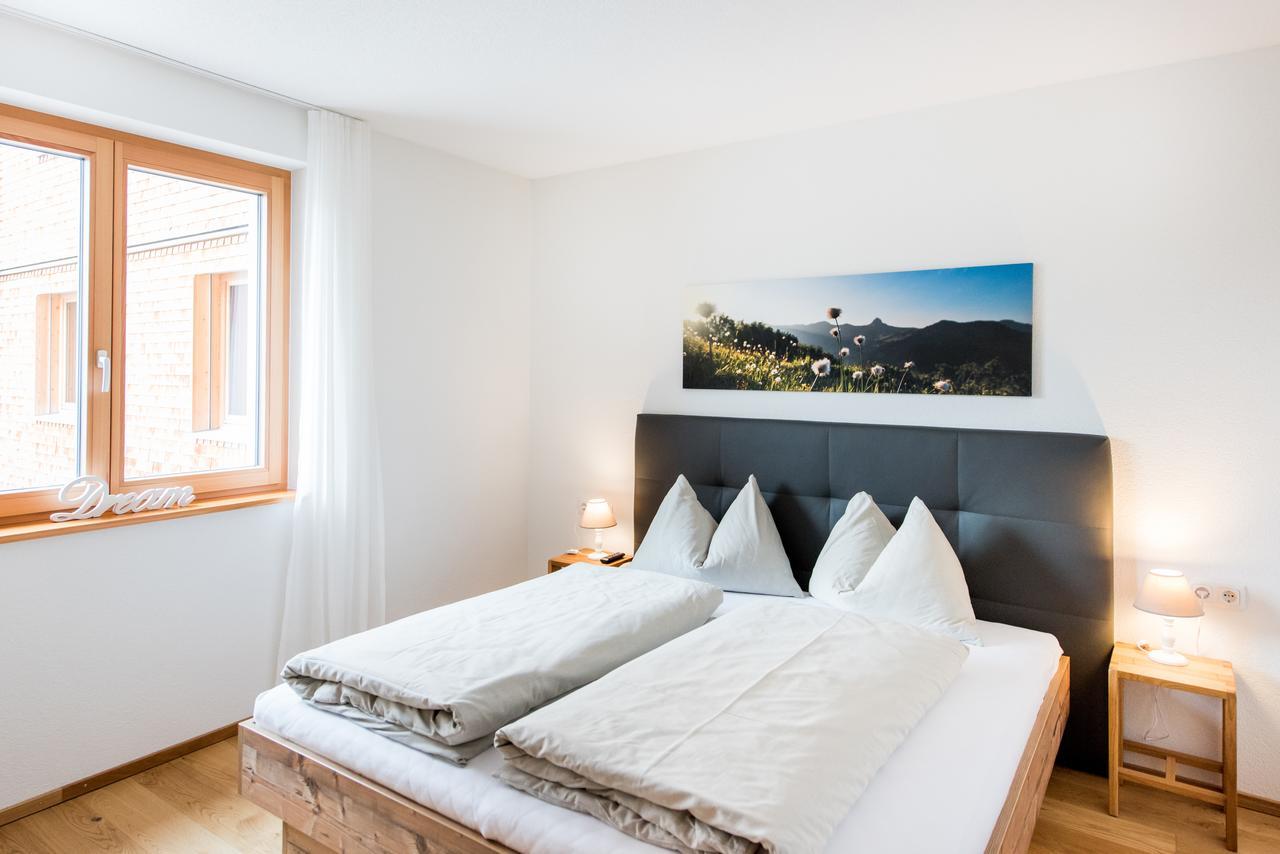 Damuels Appartements ภายนอก รูปภาพ