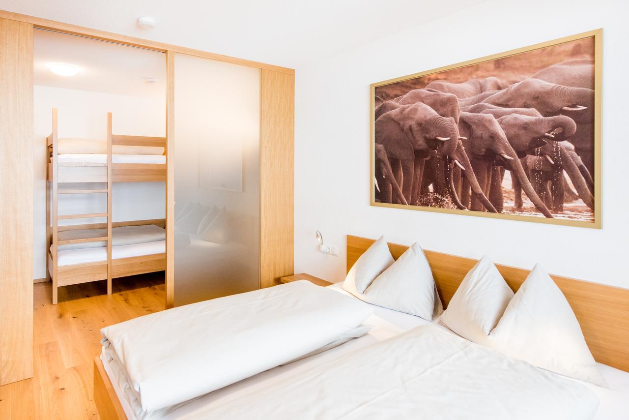 Damuels Appartements ภายนอก รูปภาพ