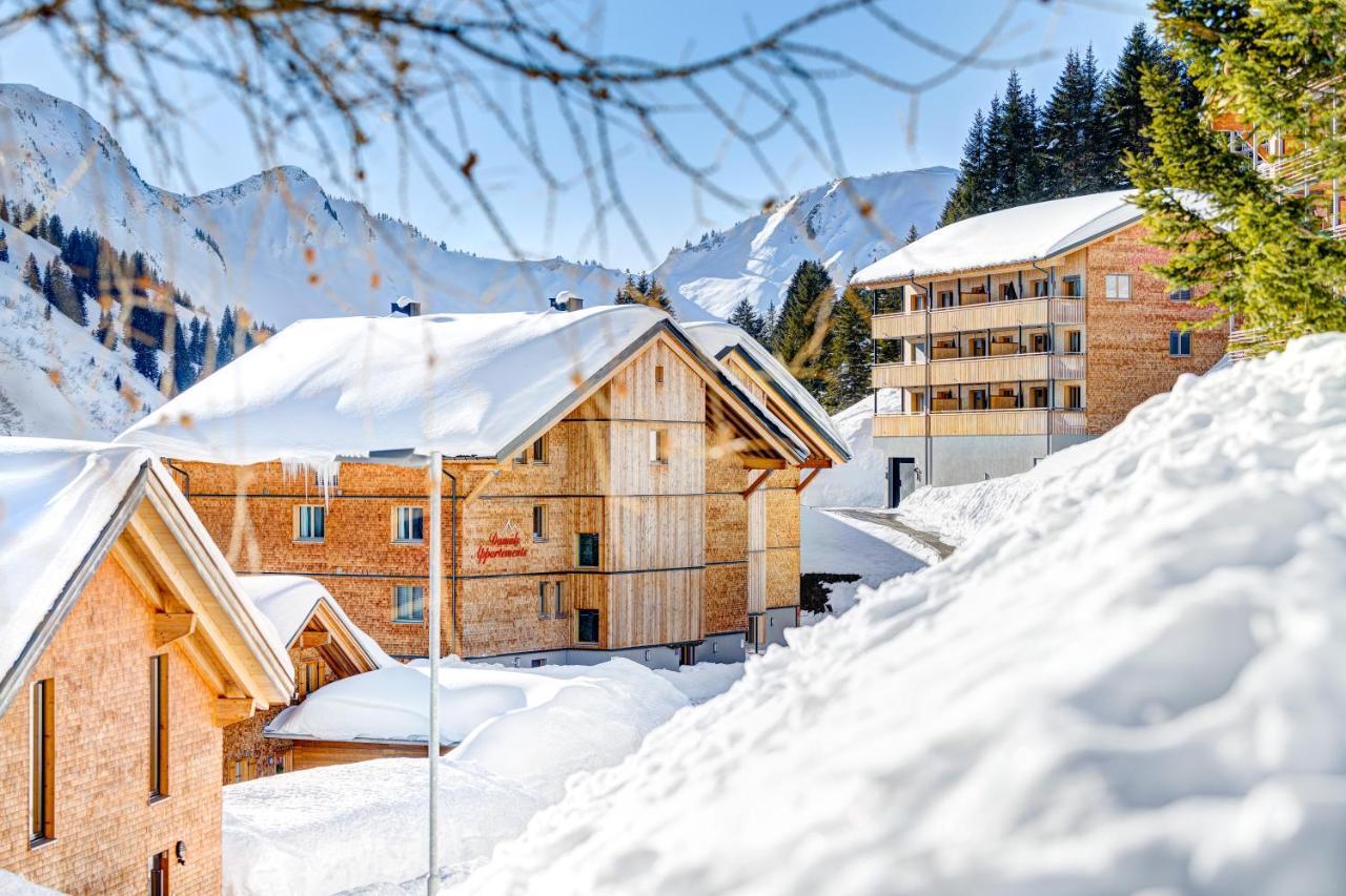 Damuels Appartements ภายนอก รูปภาพ